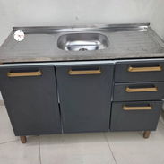 MUEBLE METÁLICO CON FREGADERO - Img 56913597