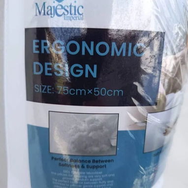 Almohada Majestic Imperial – Diseño Ergonómico  💰 18 USD - 2/2