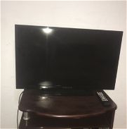 (32 pulgadas )se vende este televisor a buen precio solo verdaderos interesados escriban al WhatsApp - Img 45921383