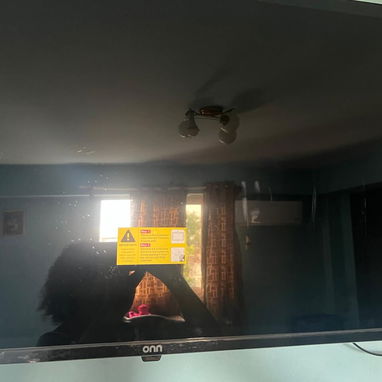 Smart TV ONN 43" con soporte - Img 125248922