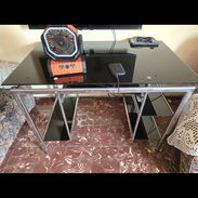 Mesa de pc cristal completo - Img 57252887