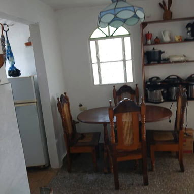 Se vende espacioso y claro apartamento en reparto Mañana - 5/5