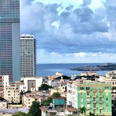 Alquiler de apartamento por noches en el Vedado. Renta de apartamento de lujo en el Vedado por noches - Img 125749415
