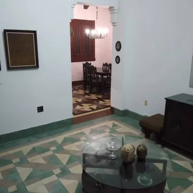 Casas Habana apartamento en el Vedado 4 cuartos 2 baños por línea y L,con garaje - Img 94655636