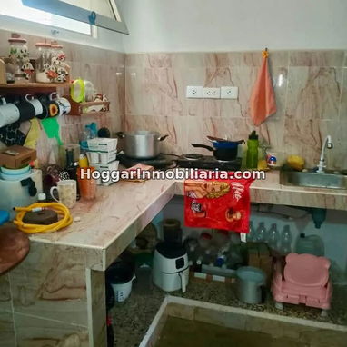 GG-172 ¡CASA ESPACIOSA EN LAWTON DE 4 CUARTOS Y GARAJE CON OPCIÓN DE CARRO INCLUIDO - 9/10