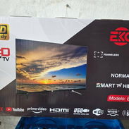 TELEVISOR SMART TV EKO 32” CAJITA INTERNA, BASE A LA PARED (LHZ) - Img 57391813