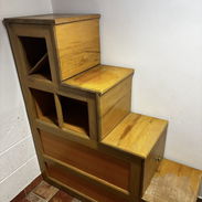 Mueble gavetero en forma de escalera de madera excelente original - Img 55555926