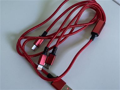 Tengo cables de carga para todos los modelos de móviles - Img 65765522