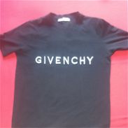 Vento pulover de marca Givenchy original - Img 45642375