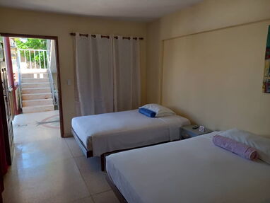 ♥️Renta casa en Santa Marta de 1 habitación,baño,agua fría y caliente,TV, minibar, portal,a 10 min de la playa - Img 57506984