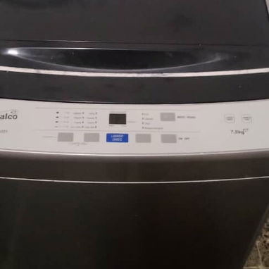Vendo estas cositas, la.lavadora automática en 170 uss y la maquina para refrigerador a 90 usd - Img 127509831