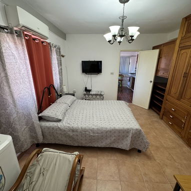🚨🔥 PLAZA – 2 APARTAMENTOS (NUEVO VEDADO) + AZOTEA LIBRE – TODOS LOS SERVICIOS + AMUEBLADO = 30,000 USD 🔥al 53822315 - Img 114767894