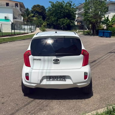 Vendo o negocio x menor y vuelto  Kia Picanto 2014. Pintura de fábrica.53876152 - Img 122929531