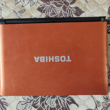 LAPTOP TOSHIBA 13 PULAGADAS, MICRO INTEL ATOM N455 1.66GHZ, 2GB RAM+ 1 MES GARANTIA - Img 116162475