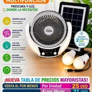 ¡Venta minorista y mayorista!Ventilador recargable Cloud de mesa con panel solar y 2 bombillos - Img 56856167