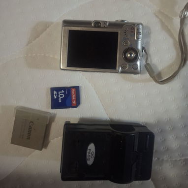 VENTA de cámara Canon digital con sus accesorios - Img 125173509