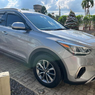 Hyundai Santa Fe XL - 4/6