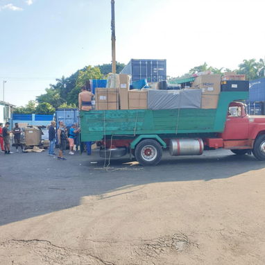 Camión para mudanzas y cargas en la Habana y provincias cercanas, también desde puertos, aeropuertos y Palco. - 2/3