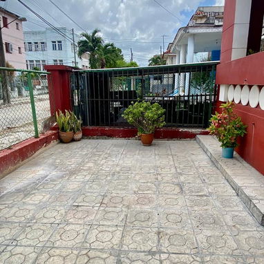 Se vende casa independiente en Santos Suárez - Img 122763088