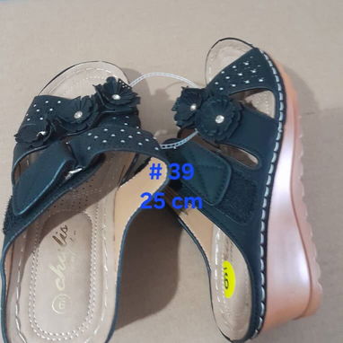 Zapatos de hombre y de mujer - 8/10