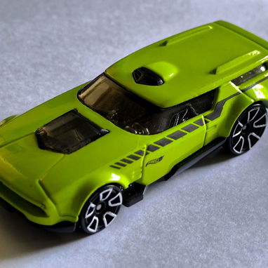 Hot Wheels de marcas, Batman, SuperMario... - 6/7