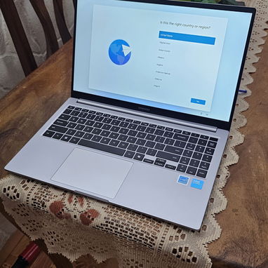 💻 SAMSUNG GALAXY BOOK4 — ELEGANTE, DELGADA Y POTENTE - Img 122483379