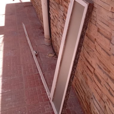 Vendo puerta de hierro y cristal - Img 124517779
