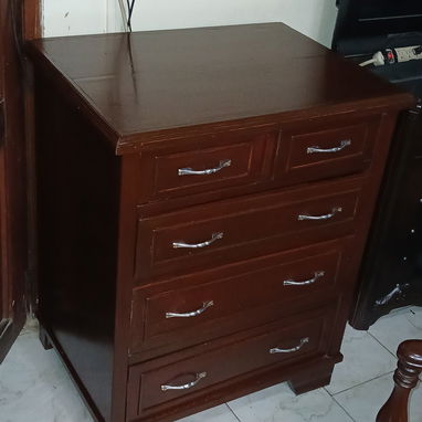 Vendemos muebles de madera buena bien terminados y listos para su uso GAVETEROS, VITRINA, BURO, JUEGO DE COMEDOR, ECT... - 7/8