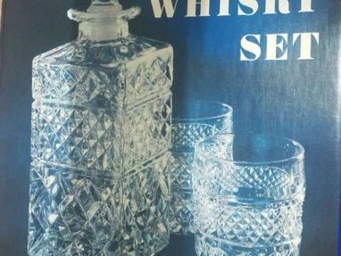 Set de Whisky con 7 piezas de cristal Bohemia, nuevo en su caja - Img 64398087