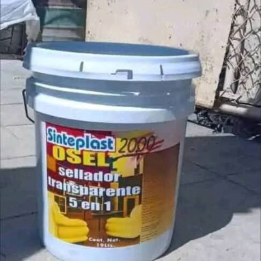 Venta de todo tipo pintura para más  información 63296639☎️   ➡️Impermeable ⚪🔴🟢⚫  En cubeta de 20 lts y 10 lts   ➡️Vin - 5/7