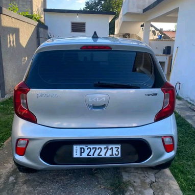 Renta de auto - 4/5