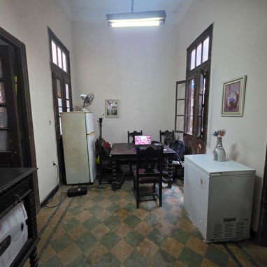 Se vende o permuta casa de 3/4 y medio en Centro Habana, cerca de Infanta y San Lázaro - 8/9
