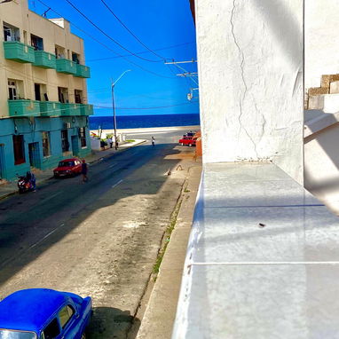 Se renta casa para negocio, totalmente independiente de 2 pisos. - Img 119850721