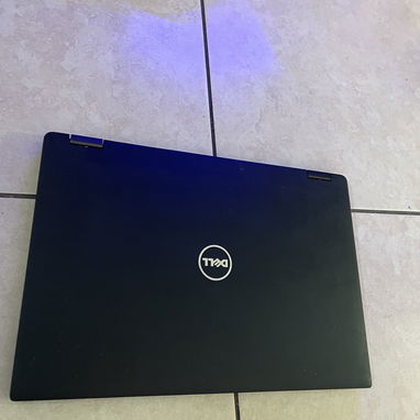 Laptop táctil DELL TIPO TABLET ” core i5 7th gen 8gb ram 128gb Sdd batería buena 🔋💯👌🔌 - Img 125037828