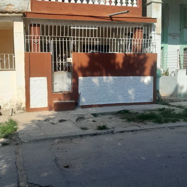 Casas - 2/10