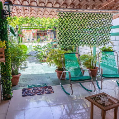 Cod.Z 🏠 Disponible Renta de Casa en Varadero , tiene baño privado en cada cuarto 🤩 - Img 119809397