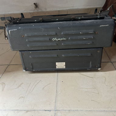 Maquina de escribir antigua - 3/5