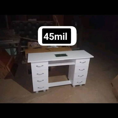 MESITAS DE UÑAS - Img 127556659