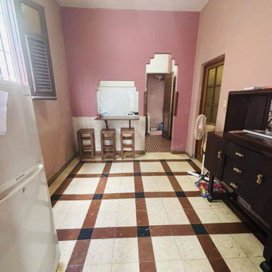 Casa independiente con garaje y negocio. Calle B en Lawton. 3/4, 2 baños. Tel. 52703482 - Img 124824914