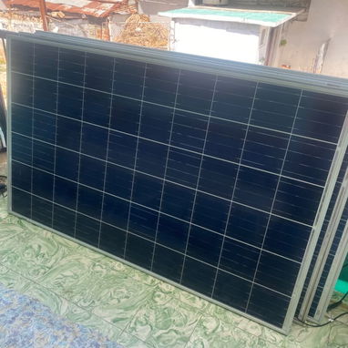 Vendo 4 paneles solares con su convertidor , todo por 1Mil USD soy d la habana - 2/4