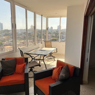 EN VENTA HERMOSA PROPIEDAD HORIZONTAL EN EL VEDADO - Img 120706997