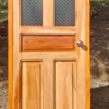 Puerta de madera de cedro - Img 123735744