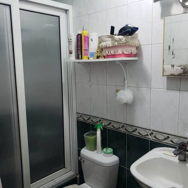 Biplanta en Playa Reparto Flores 2/4 garaje para 3 autos 40mil usd 53582376 - Img 123424874