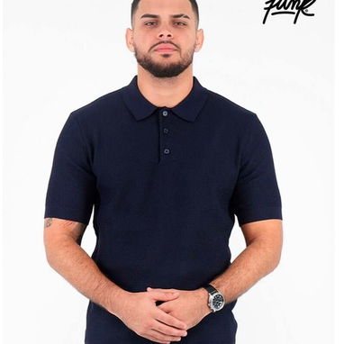 Ropa para hombres y estos pulovers de casi todas las tallas. 15 usd o 8250 mn. Escríbeme al WhatsApp 56249037 - Img 121031639