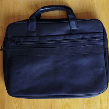 👜 Bolso para Laptop – Hasta 16” | Nuevo - Img 102393066