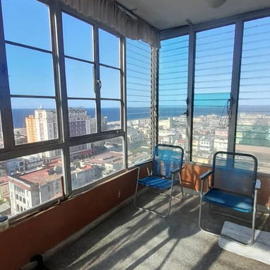 Vedado 135 mil negociables vista al mar - Img 118764043