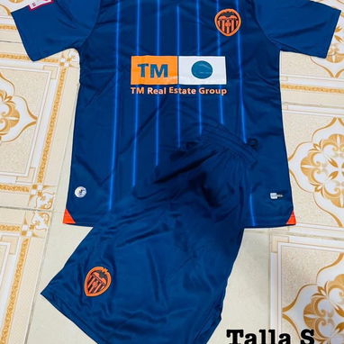 Uniformes d futbol versión aficionado - Img 122155307