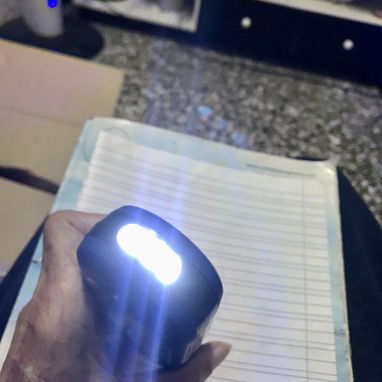 Lamparita led pequeña con gancho e imán - 3/6