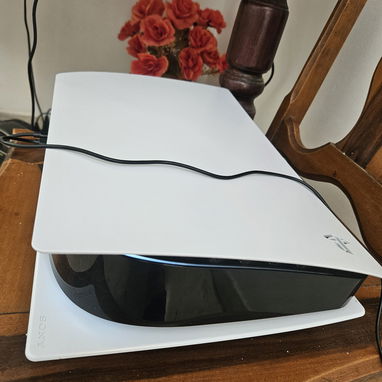 馃幃 PS5 Fat 680 GB versi贸n 13.41 con 1 mando y 4 discos. Vendo o recojo consola menor y vuelto - Img 126895664