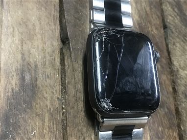 Vendo Apple Watch Serie 8 - Img 64988431